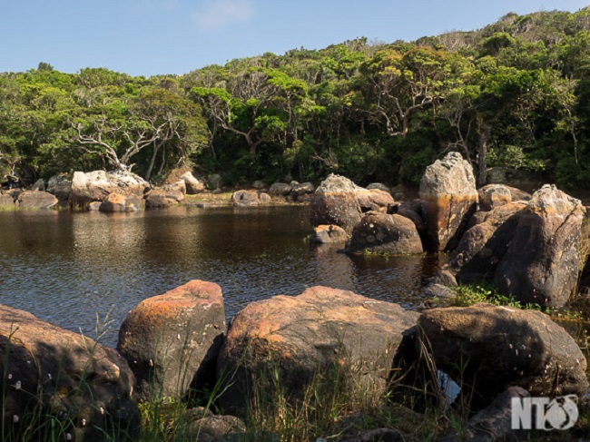 ho-treo-tren-nui-chua-5